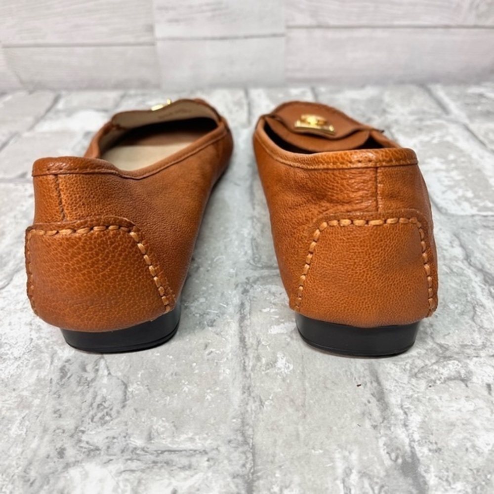 Michael Kors Size 8 Tan Women's Moccasin Loafers - Picture 4 of 6